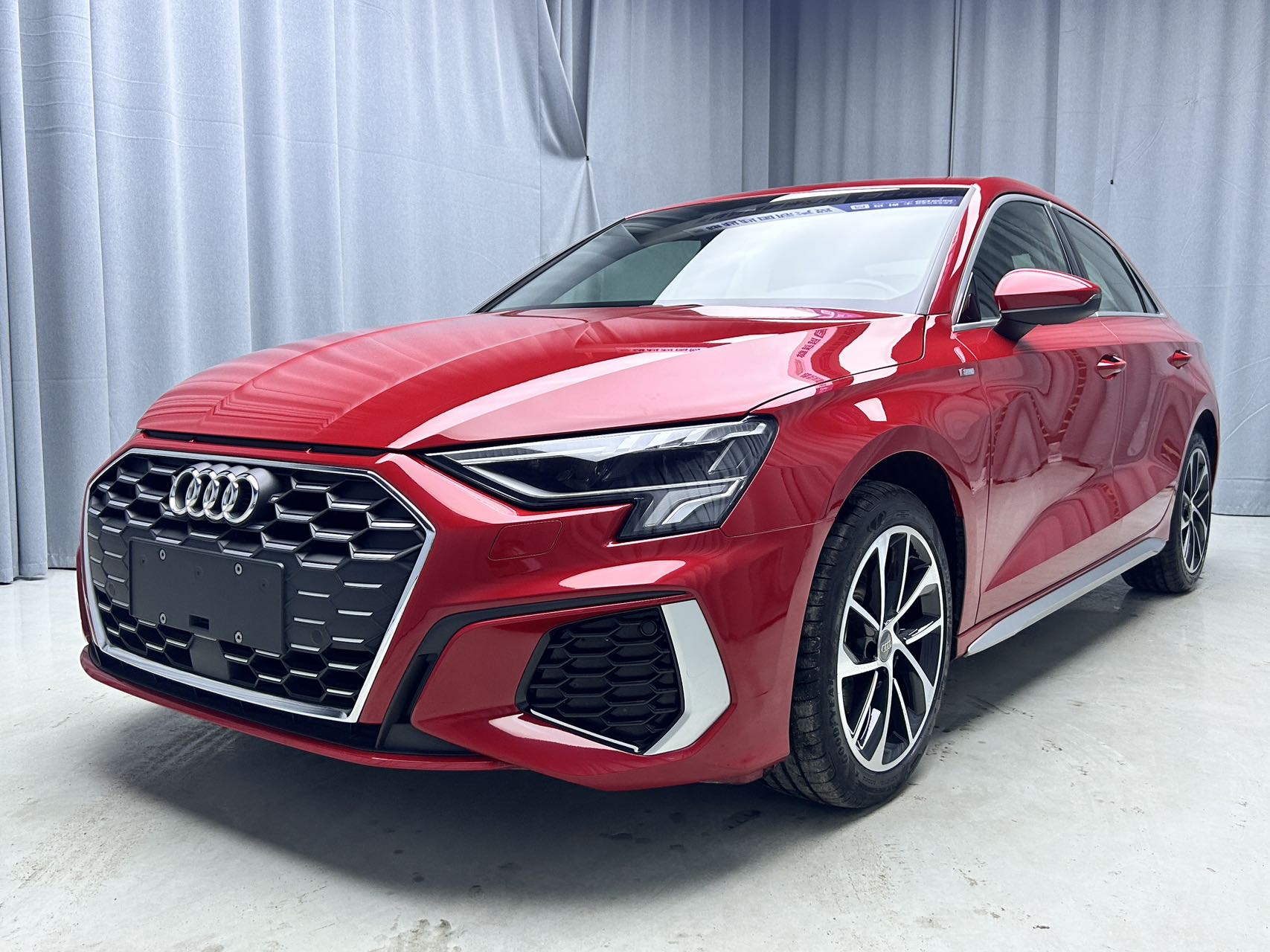 奥迪 2022款 A3L Limousine 1.4TFSI 35TFSI 进取运动型