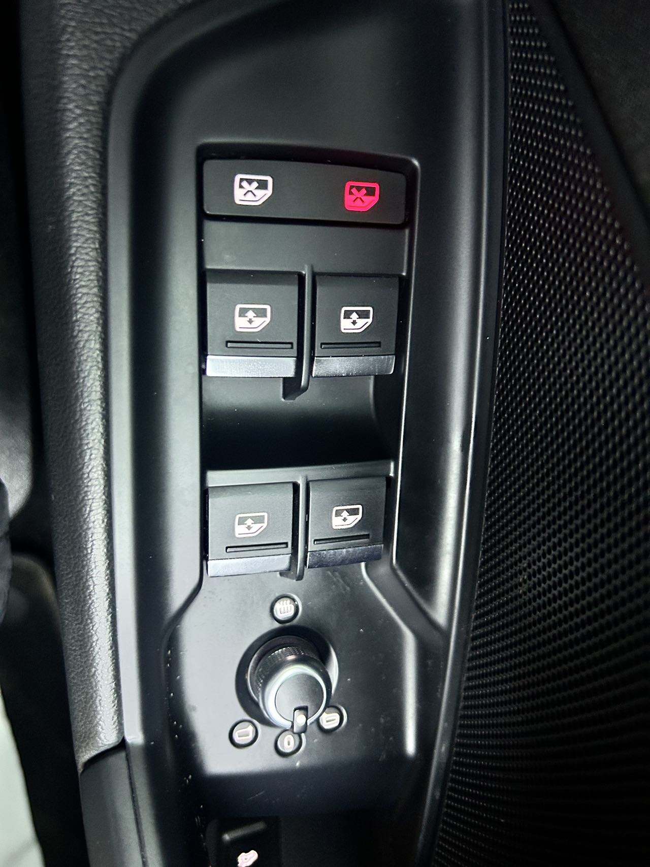奥迪 2022款 A3L Limousine 1.4TFSI 35TFSI 进取运动型