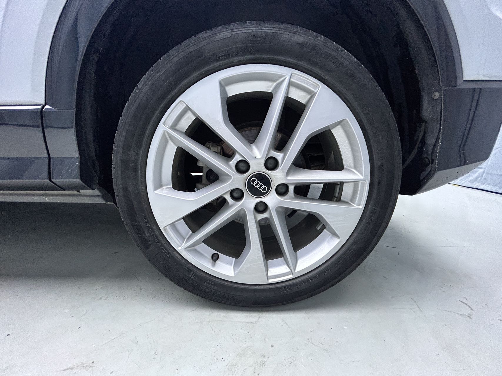 2022款 奥迪 Q2L 35 TFSI 豪华致雅