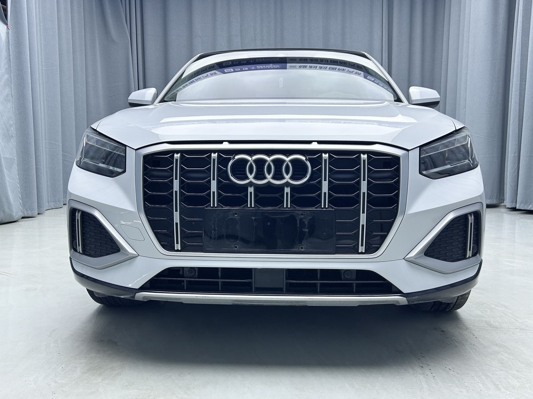 2022款 奥迪 Q2L 35 TFSI 豪华致雅
